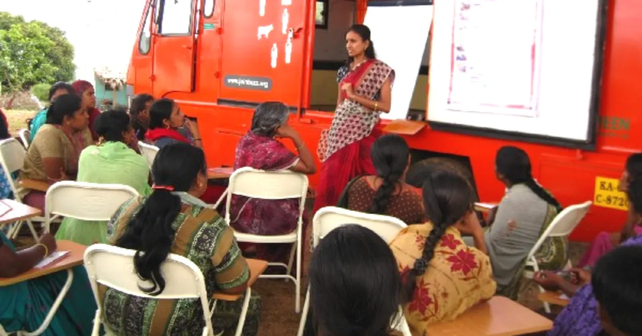 How One Woman Changed the Lives of 1 Lakh Others, One Doorstep at a Time