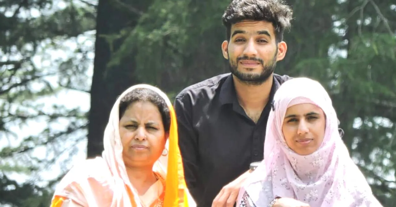 Despite Dad's Illness & Money Crunch, A Mom Shares How Both Her Kids Cracked UPSC
