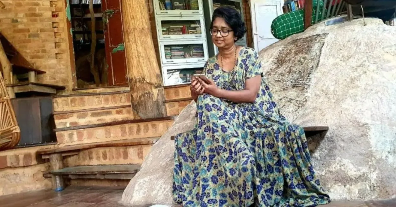 Built With Zero Cement, Our Eco-Friendly Home Has Natural Rocks as Chairs