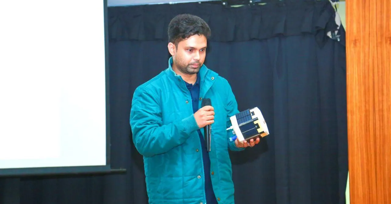 IIT PHD Scholar's Device Uses IoT to Check Purity of Water, Costs 90% Less Than Imports
