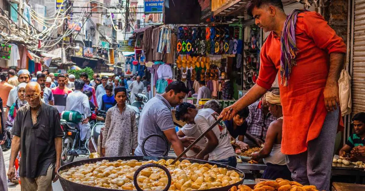 'Khau Galli' Food Walks: 6 Hotspots Where India’s Street Food Comes Alive