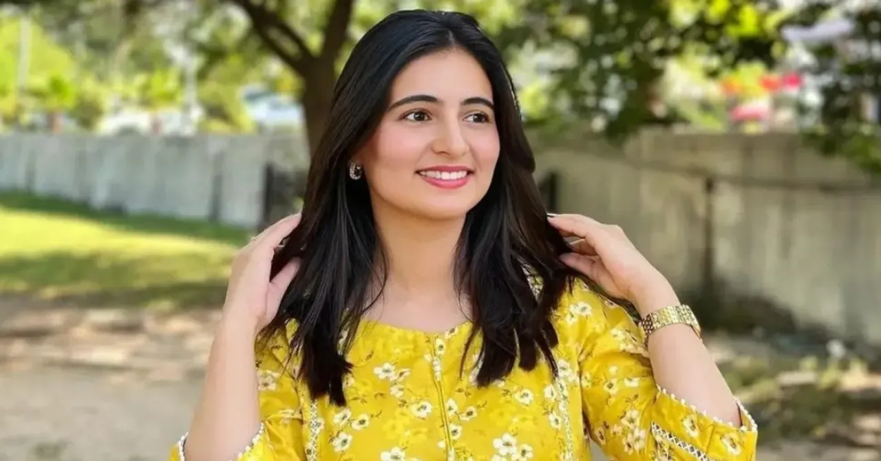 How This Woman Juggled Night Shifts at RBI, Supported Her Single Mother, & Still Secured AIR 6 in India's Toughest Exam
