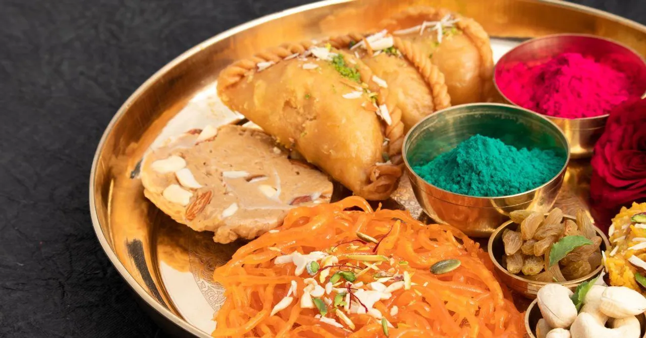 Holi Special: These 5 Traditional Snacks Will Bring Back Childhood Memories