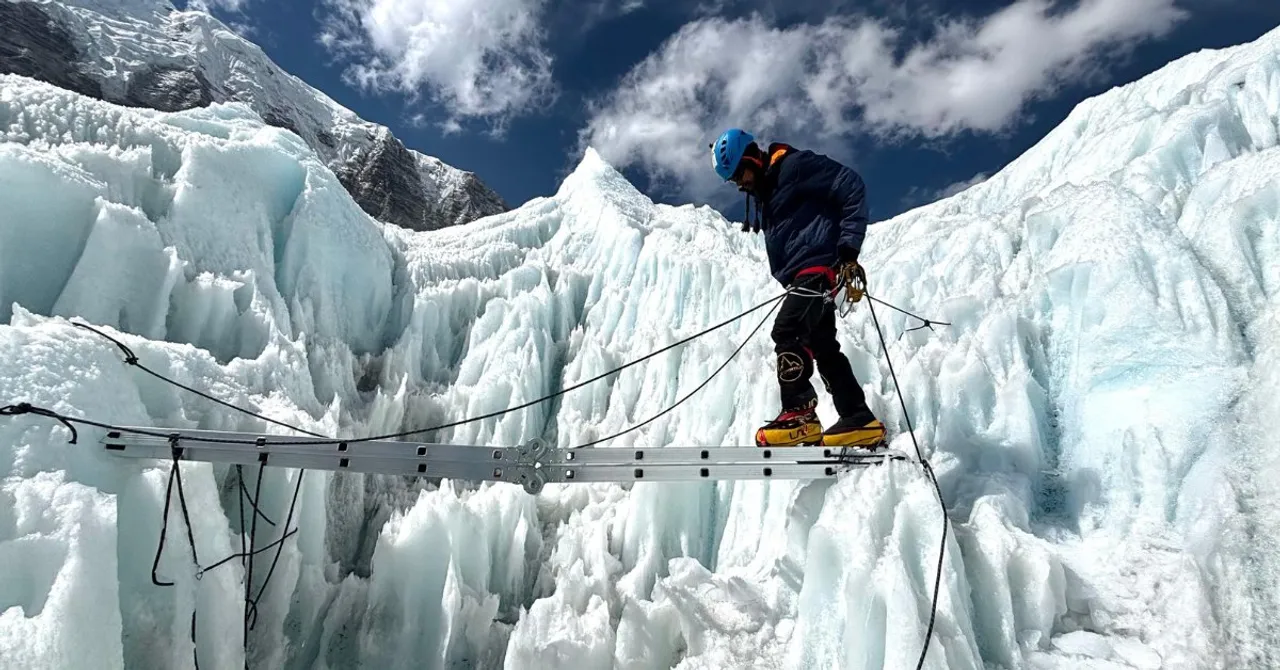 How Did This Software Engineer Climb Everest, Run a Marathon & Work Full-Time — All at Once?
