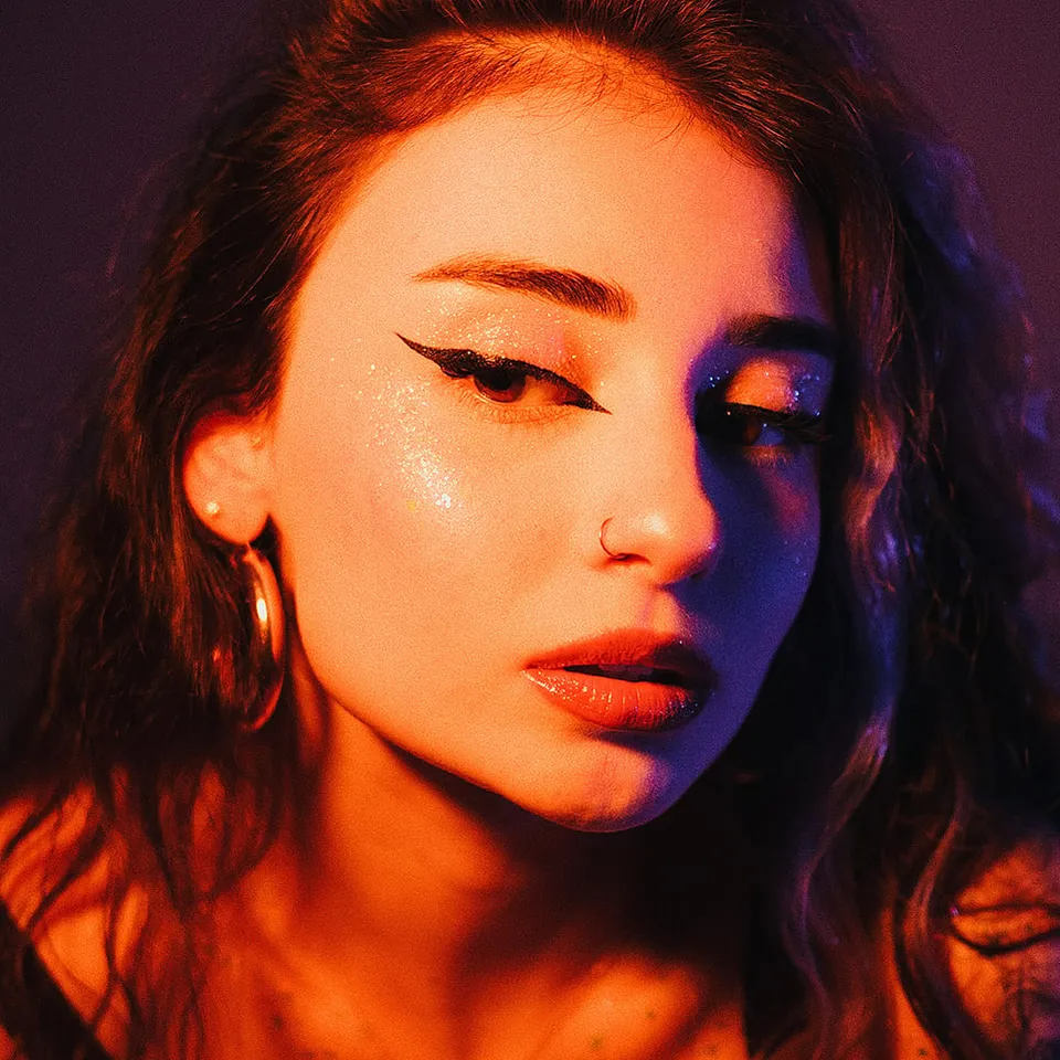 5 make-up artists share their hacks to make foundation application a breeze