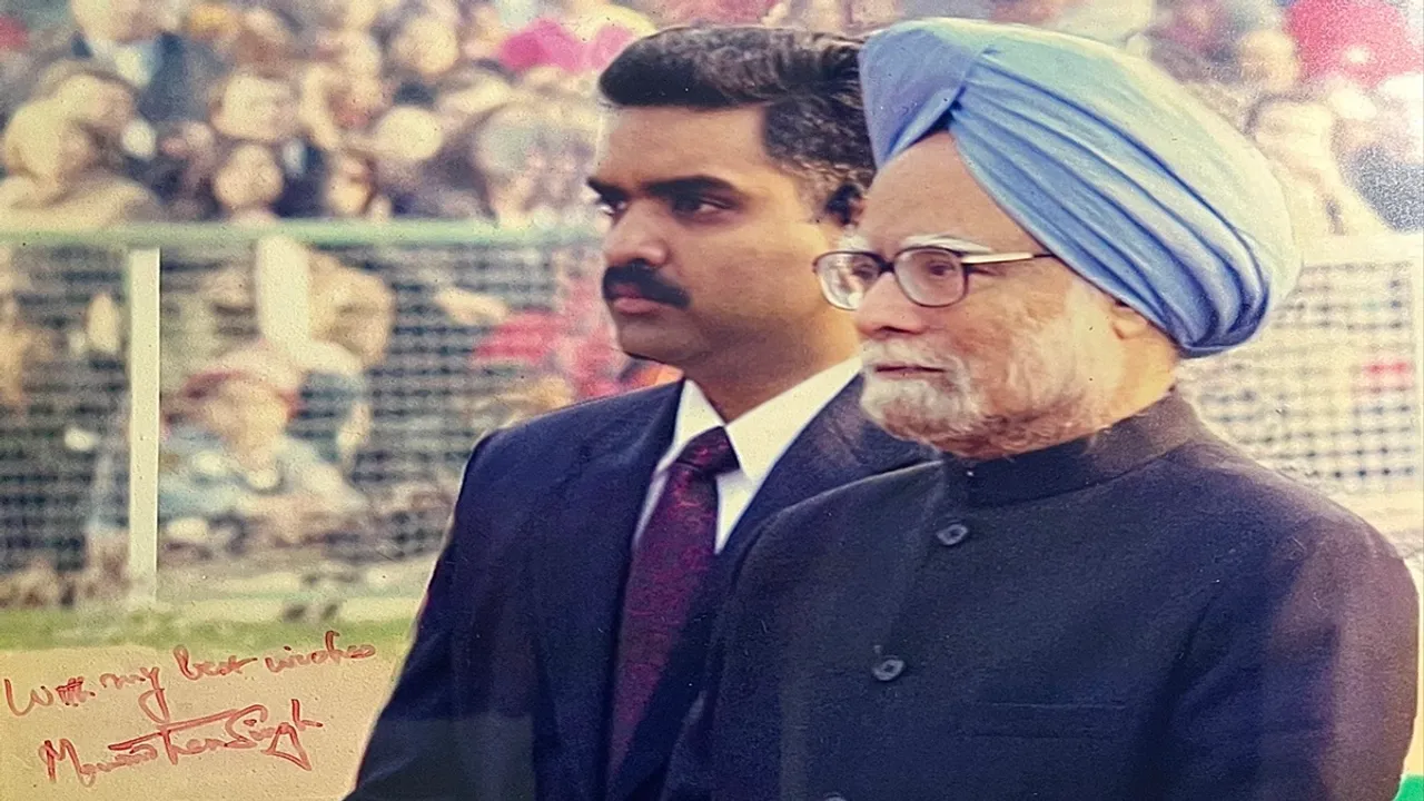 Manmohan Singh, Maruti 800, BMW, Manmohan Singh simplicity, Former PM lifestyle, मनमोहन सिंह, मारुति 800, बीएमडब्ल्यू, पूर्व प्रधानमंत्री की सादगी, मनमोहन सिंह की कहानी, Asim Arun, Manmohan Singh Preferred Maruti 800 Over BMW, UP Minister Asim Arun Remembers former PM, Manmohan Singh bodyguard, Ex SPG officer Asim Arun