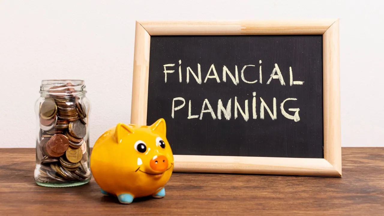 Money deadlines in March 2025, ITR, EPF, UAN, Aadhaar Linking