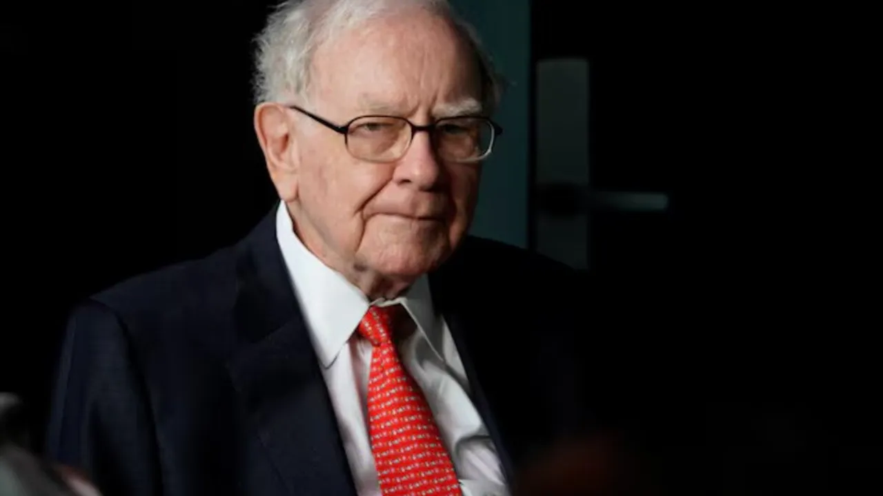 warren buffett, warren buffett success tips, sip tips, long term sip, power of compounding