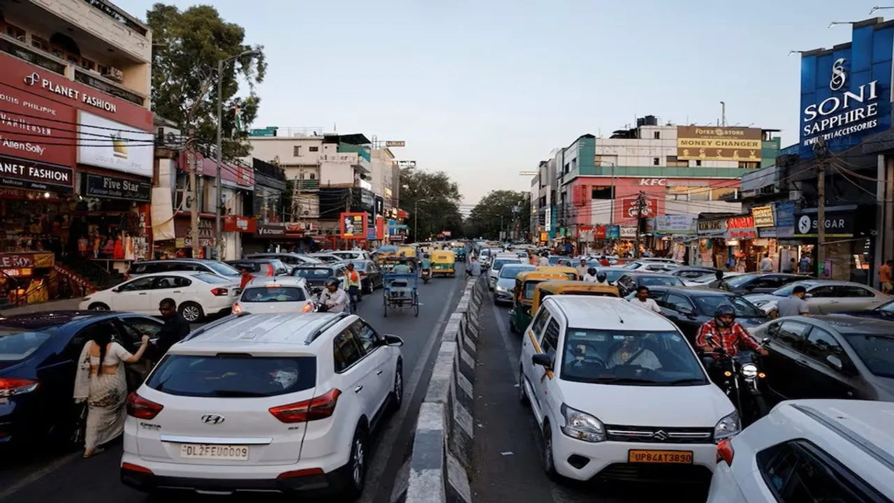 car loan or personal loan for used car, car loan vs personal loan, car loan for used car, personal loan for car purchase, car loan interest rates, personal loan vs car loan India, used car finance options, सेकंड हैंड कार लोन, पर्सनल लोन से कार खरीदें, कार लोन ब्याज दर, पुरानी कार फाइनेंस, कार लोन बनाम पर्सनल लोन
