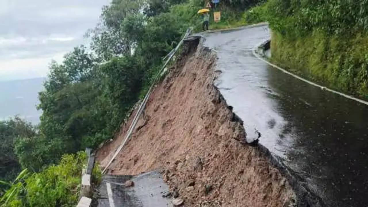 darjeeling lanslides