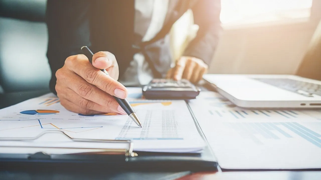 NPS APY rule change, PFRDA dual valuation, NPS new framework, pension wealth stability, NPS NAV update, एनपीएस नियम बदलाव, अटल पेंशन योजना अपडेट, पीएफआरडीए नया नियम, डुअल वैल्यूएशन फ्रेमवर्क, पेंशन वेल्थ स्थिरता