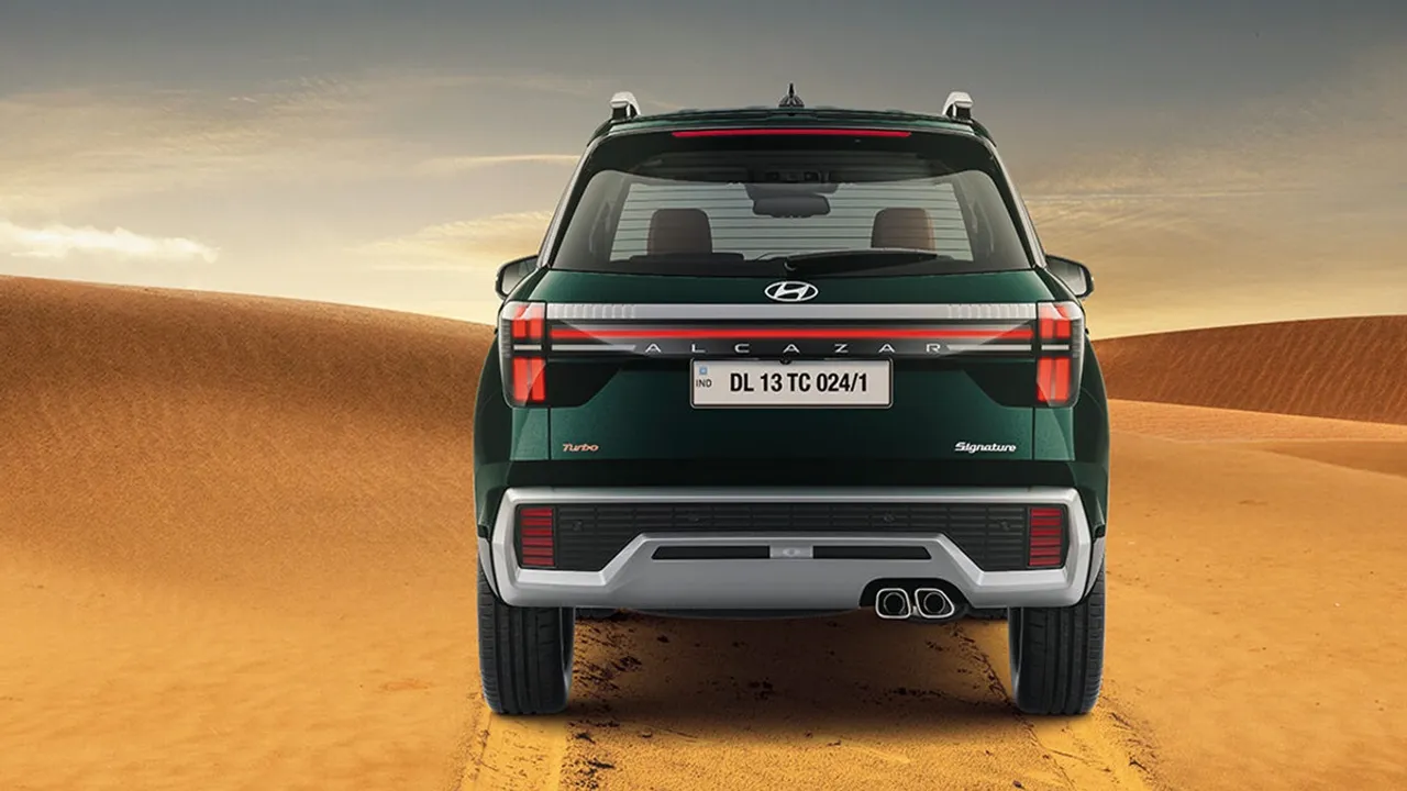 Hyundai alcazar SUV 6