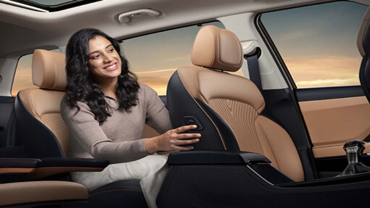 Hyundai alcazar SUV 8