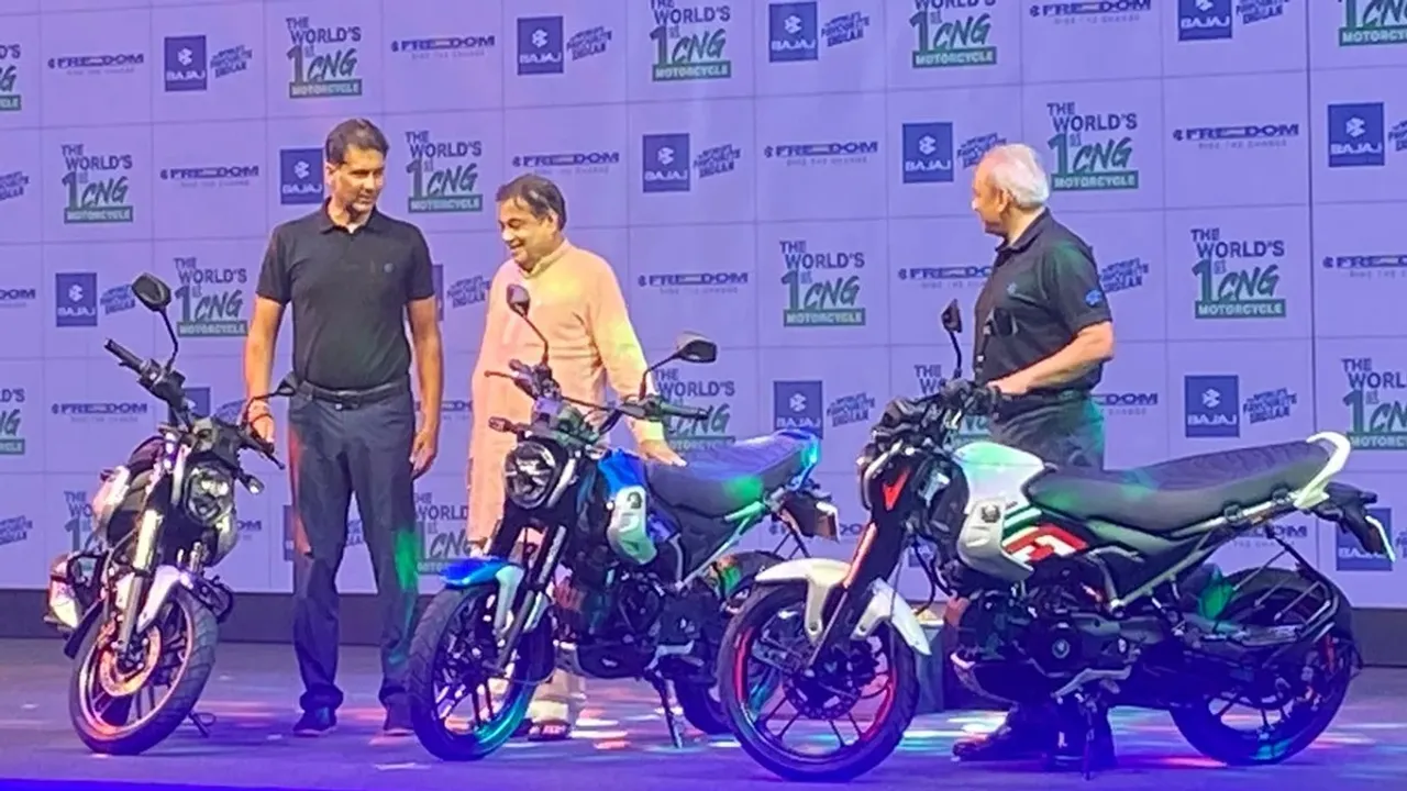World First CNG Bike Bajaj Freedom