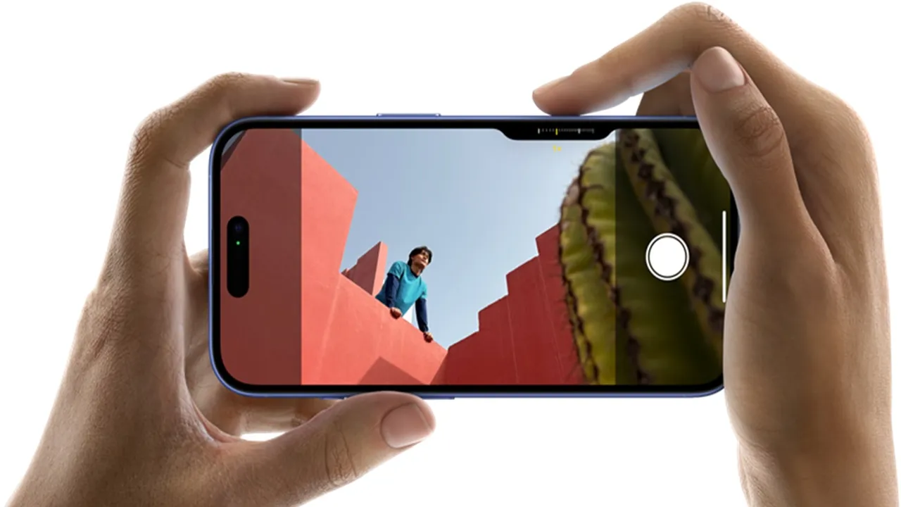iPhone 16 series Smartbuy Platform Image