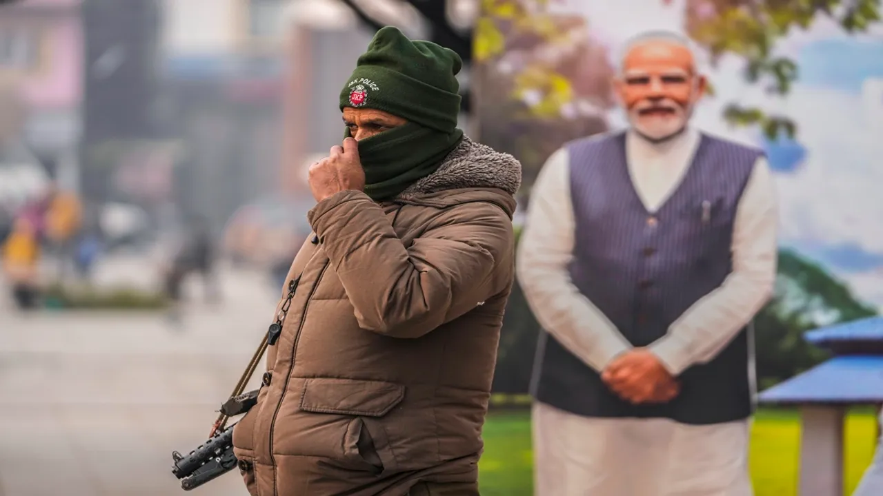 Supreme Court, SC upholds abrogation of Article 370, Jammu Kashmir, PM Modi, Omar Abdullah, Mehbooba Mufti, Amit Shah, सुप्रीम कोर्ट, अनुच्छेद 370, पीएम मोदी, उमर अब्दुल्ला, महबूबा मुफ्ती, अमित शाह