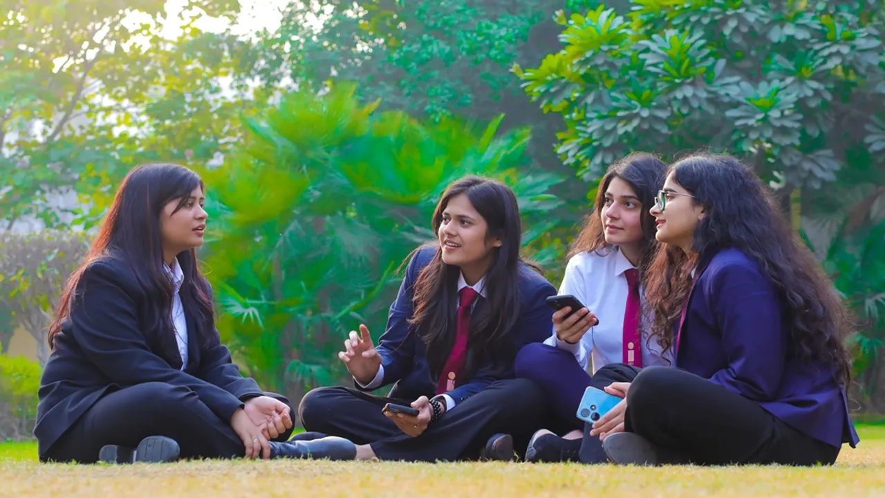 How to win scholarships, scholarships to study abroad, विदेश में पढ़ने के लिए स्कॉलरशिप, कैसे हासिल करें विदेश में पढ़ने के लिए स्कॉलरशिप, maximise your chances for international scholarships, international scholarships