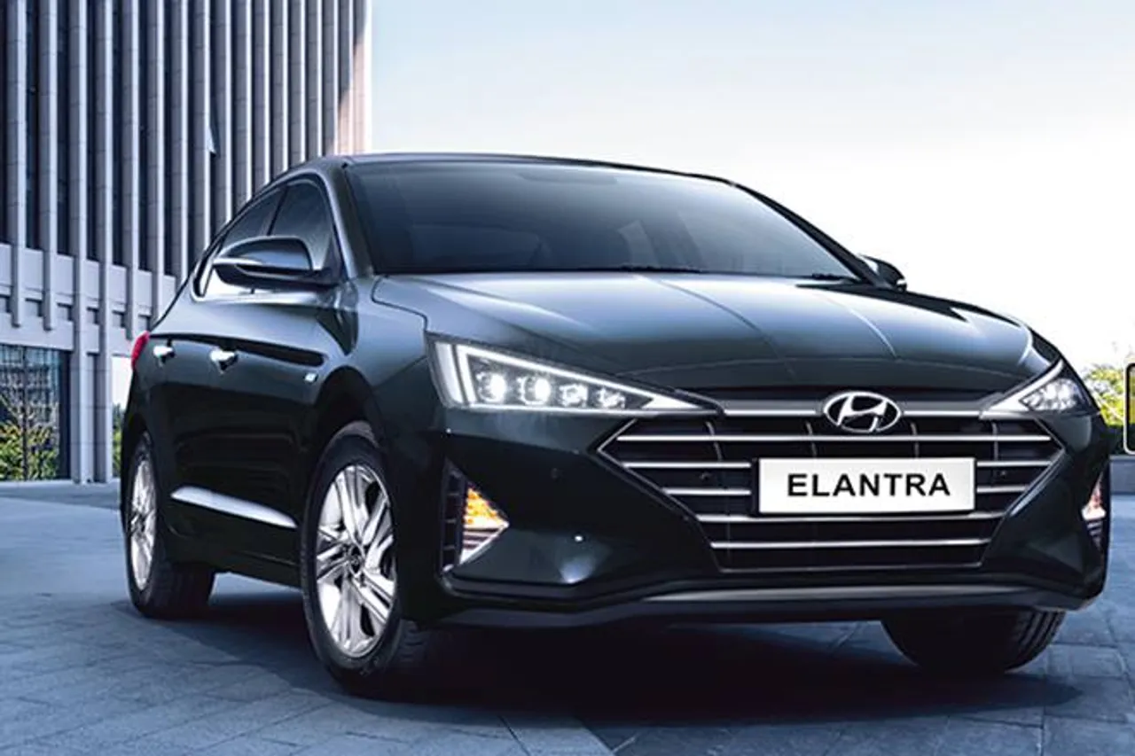 BS6 Hyundai Elantra Diesel launched, ex showroom price starts from 18.7 lakh rupee, know power and features