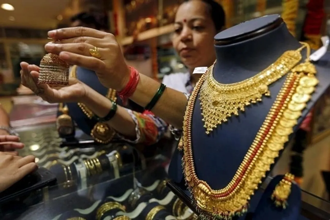 Dhanteras, Dhanteras 2022, celebrations, Buy Gold, auspicious time,