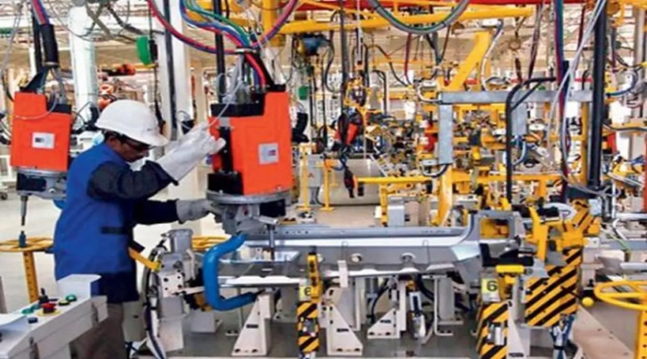 Factory output expands in Jan as per government data