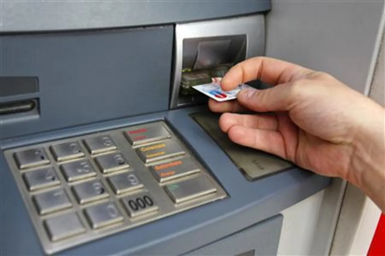 SBI customers can withdraw more cash than their daily ATM Card limit with help of yono cash