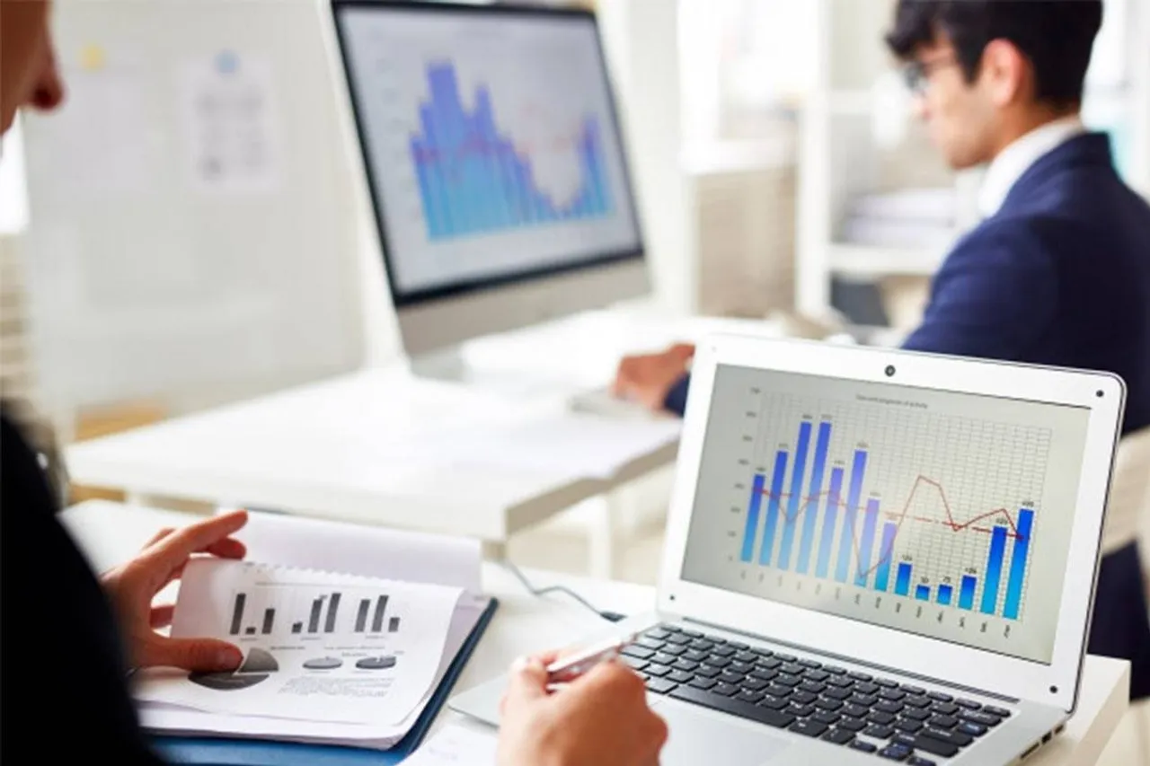 know about how to transfer shares from one demat account to another in details