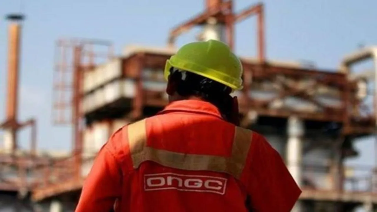 ONGC OFS का ये कैसा उलटा असर? पैसे जुटाने की जगह क्या गंवा रही है सरकार!