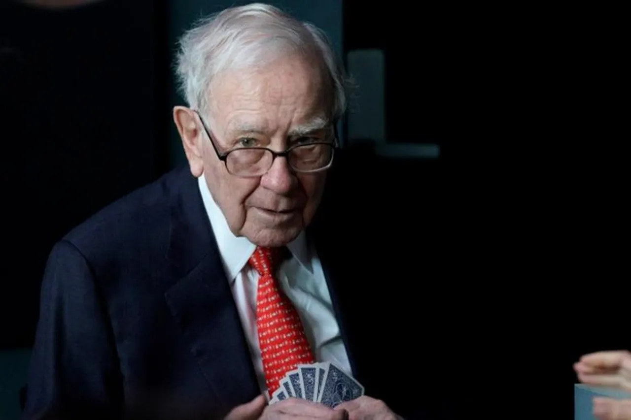 Warren Buffett tells abut his 11 billion dollar mistake bond investors in his latest letter