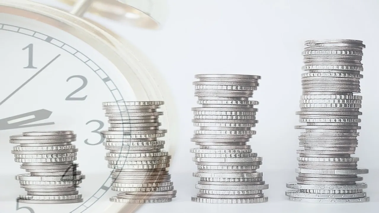 Fixed deposit What should be your investment strategy now in current FD interest rates rise time
