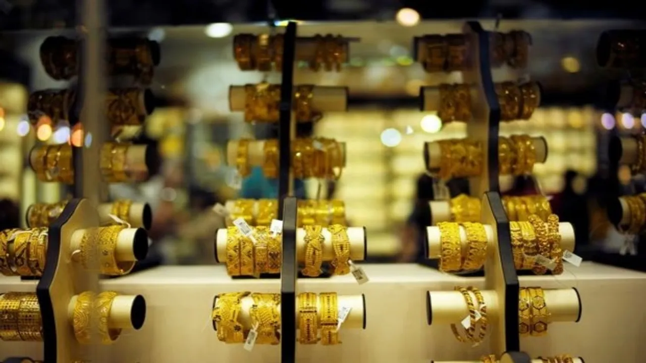 Dhanteras Gold 2022:  इस धनतेरस गोल्‍ड मार्केट में रहेगी रौनक, 20% बढ़ सकती है बिक्री, हाई रिटर्न के लिए खरीद सकते हैं सोना