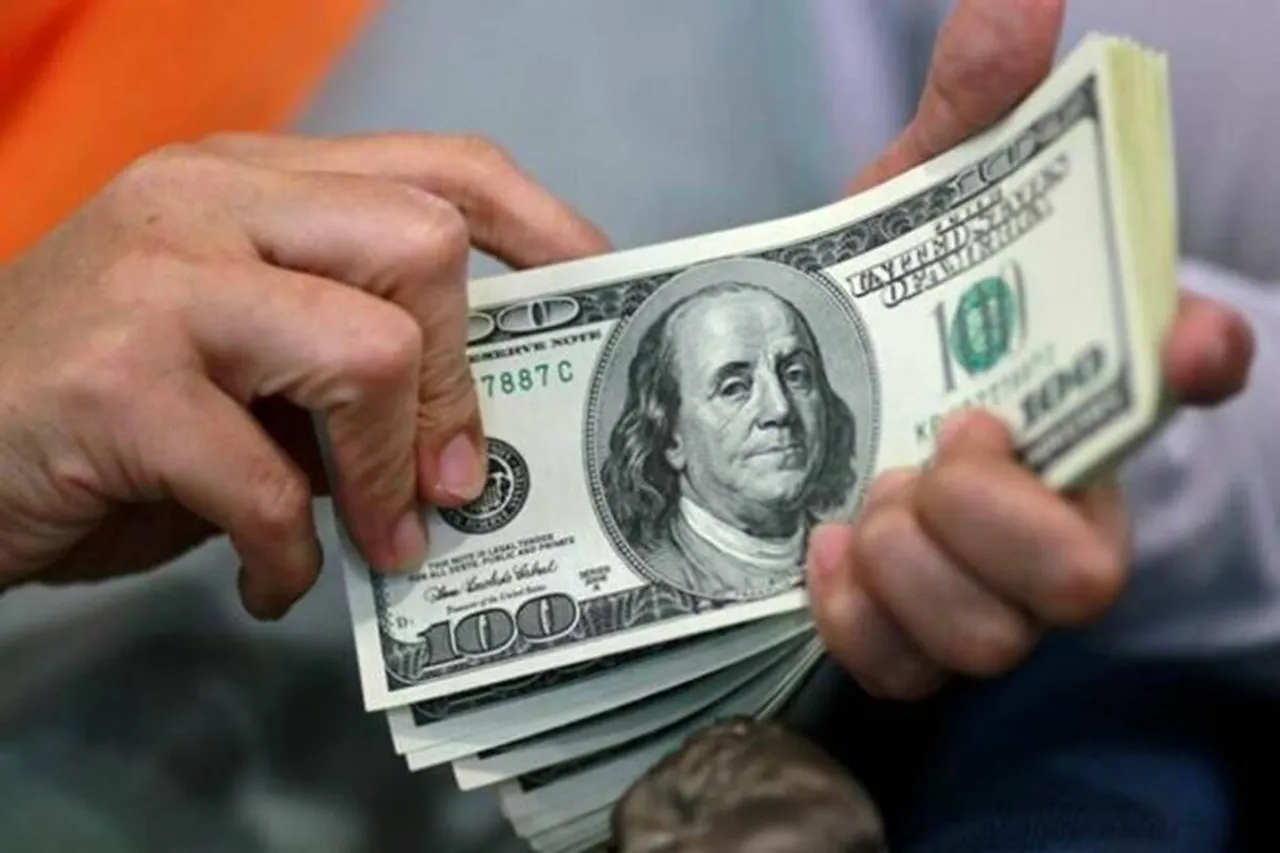 indian forex reserves at record high passes 568 billion dollar