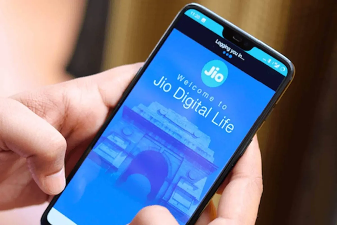 Reliance Jio tops the chart of download speed vodafone ahead in terms of upload speed