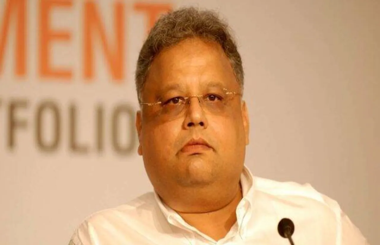 Jhunjhunwala Portfolio india own warren buffet big bull rakesh jhunjhunwala gains massive with three stocks upside movement