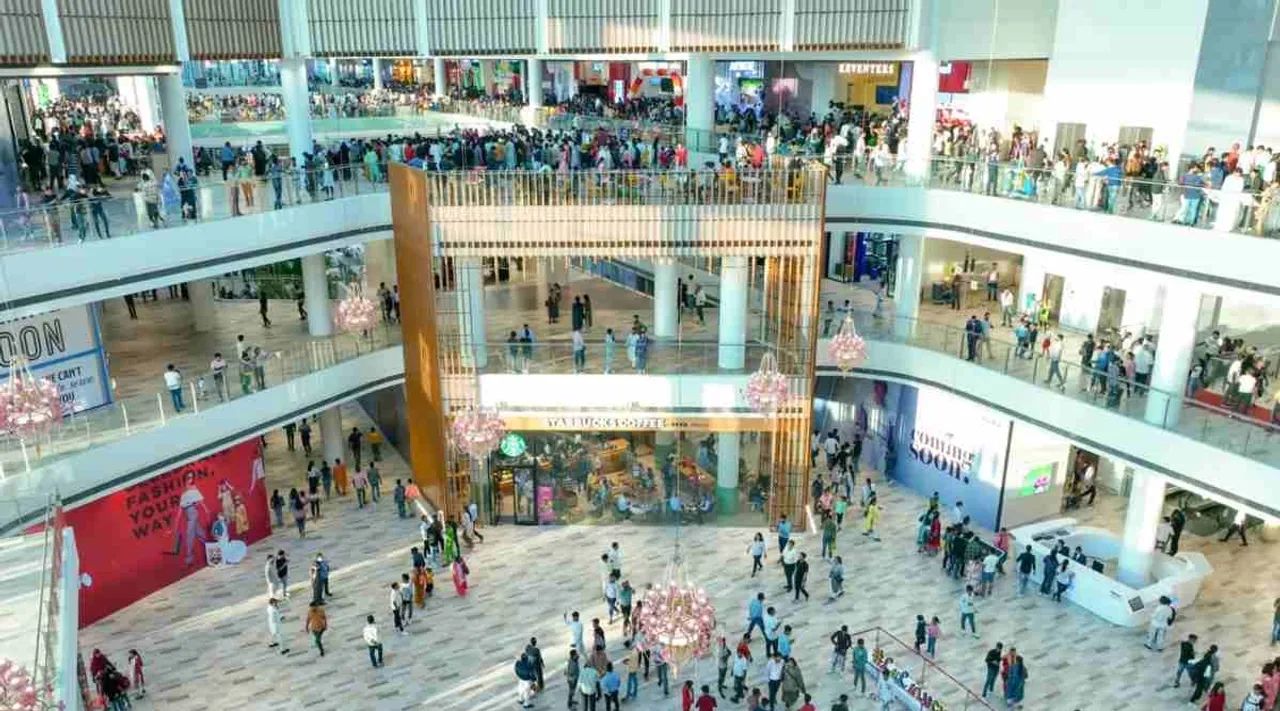 Lulu Mall Lucknow opens to record 1 lakh visitors Funtura Hypermarkets become major attractions