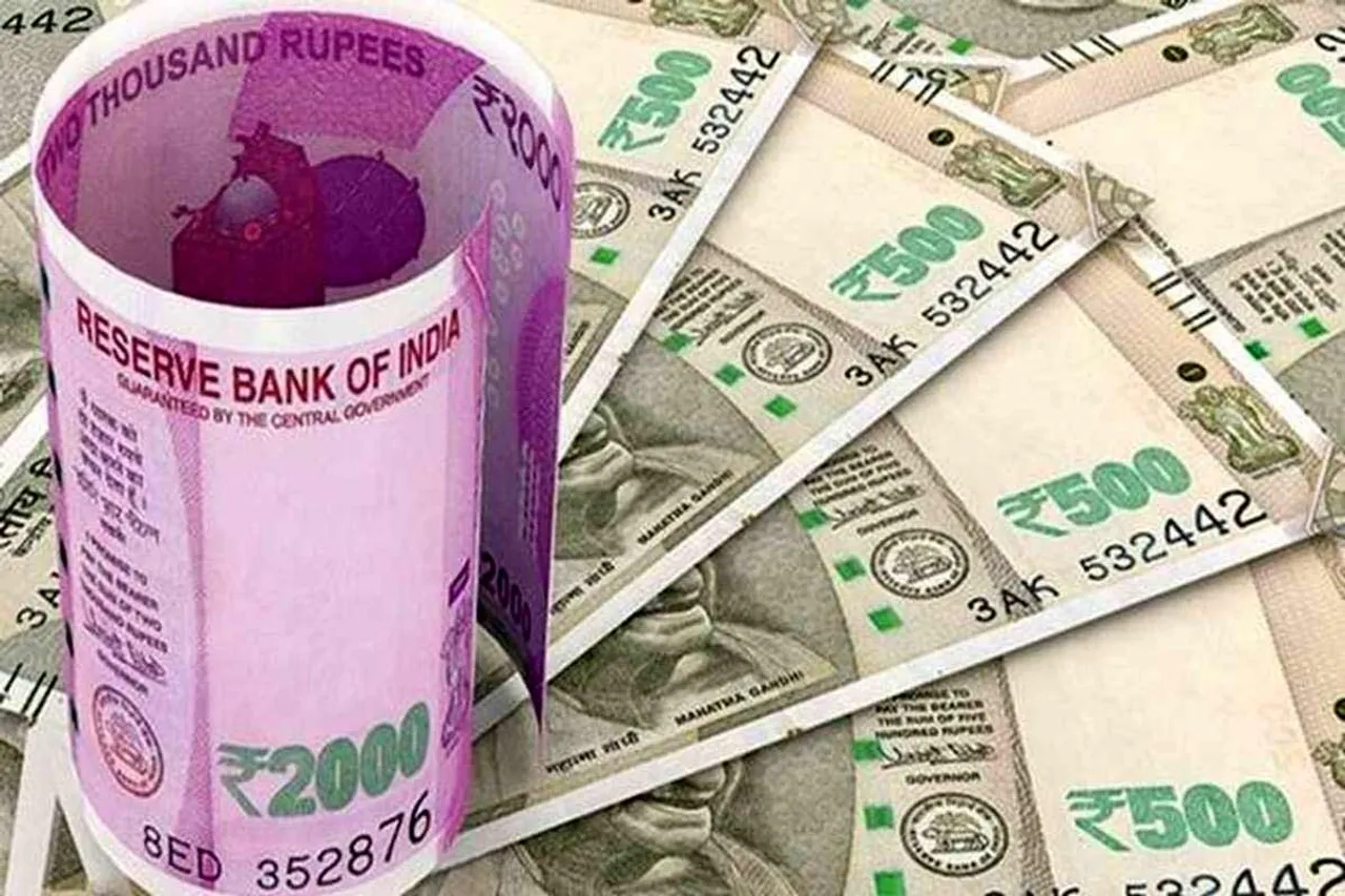do not be confused in investment to recurring deposit or fixed deposit know here difference fd vs rd and choose wisely