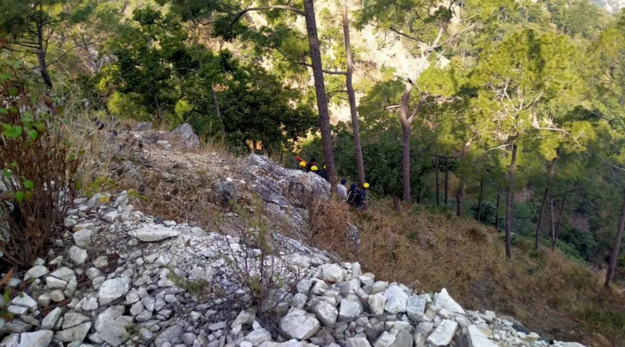 Uttarakhand, Accident, Bus full of processions, fell into a gorge, over 25 killed,