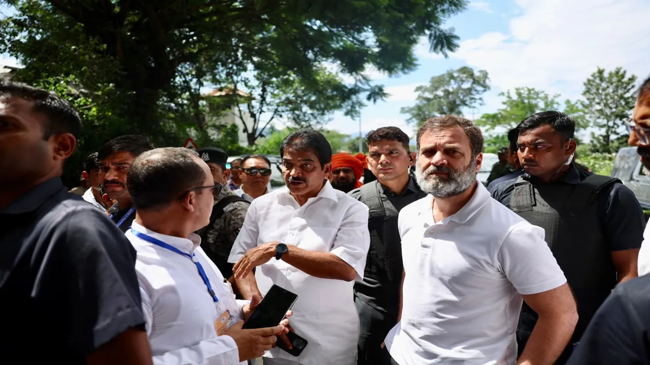 Rahul Gandhi, Imphal, Manipur relief camps, Manipur civil society, Churachandpur, Manipur Violence, मणिपुर, मेतेई, Meitei, कुकी, Kuki, मणिपुर हिंसा, राहुल गांधी मणिपुर दौरा, इंफाल, चुराचांदपुर, मणिपुर रिलीफ कैंप, मणिपुर राहत शिविर, कांग्रेस, Congress, मोदी सरकार, अमित शाह, Modi Govt, Amit Shah, मल्लिकार्जुन खरगे, जयराम रमेश, Mallikarjun Kharge, Jairam Ramesh