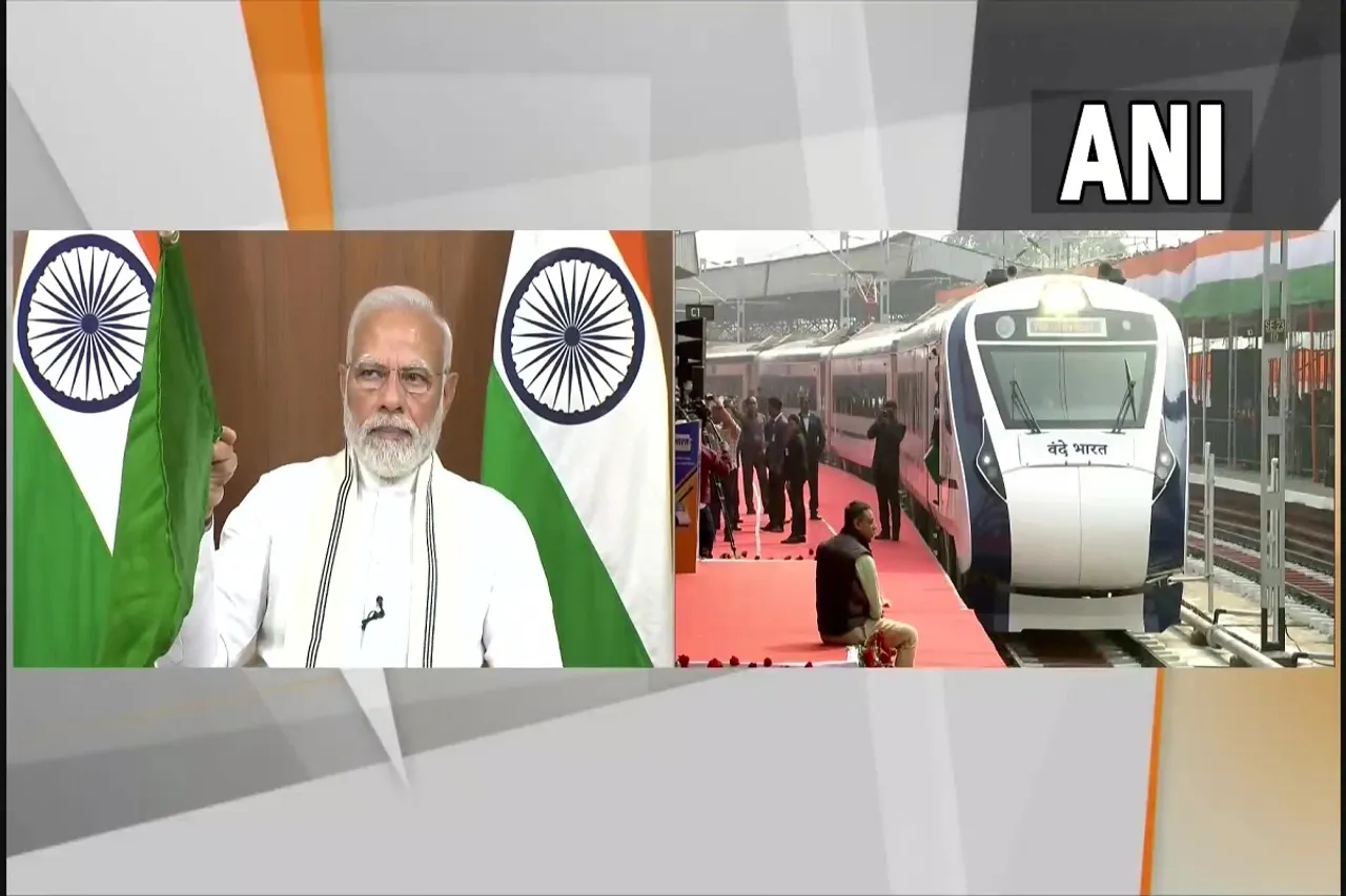 PM Modi Flag off Vande Bharat