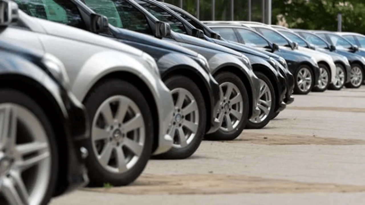 Passenger vehicle wholesales surge 92 pc