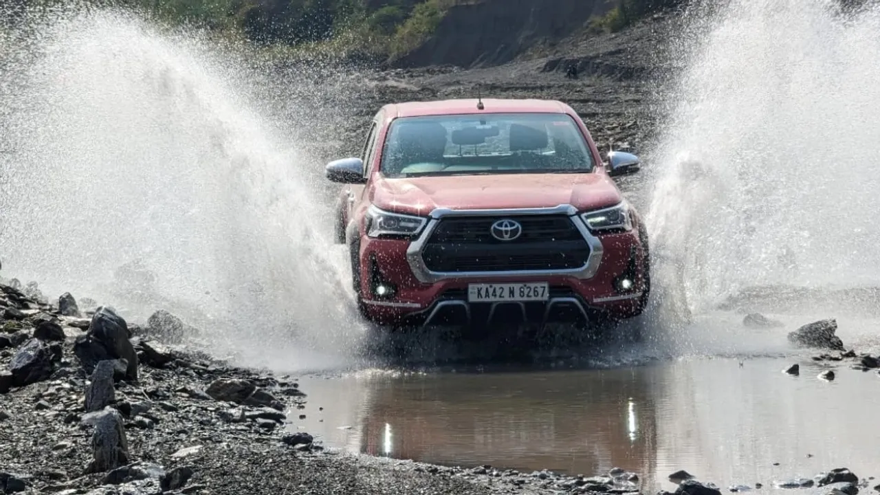 Toyota-Hilux