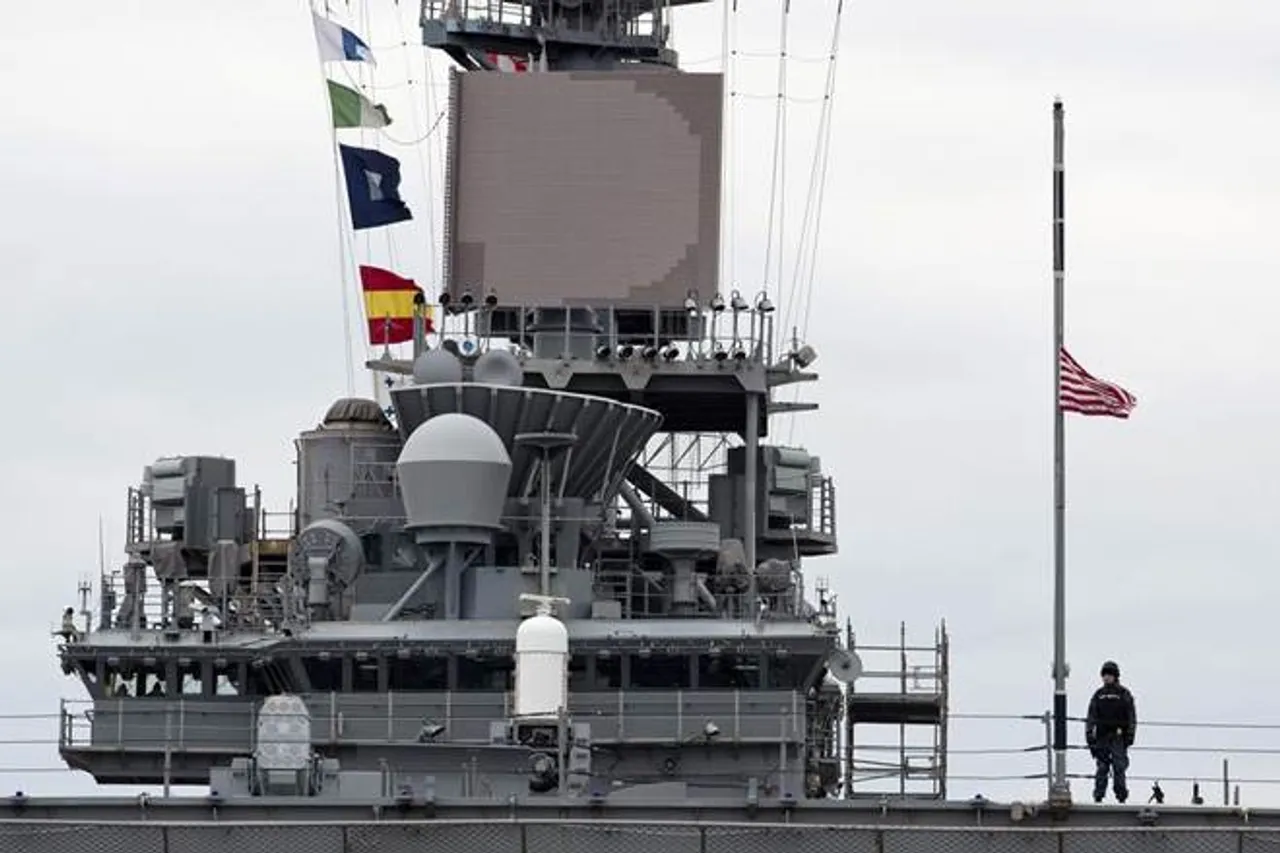 us china, us vs china, Philippines,Warship, us in south china sea, disputed sea, us Philippines, drill, us drill, us warship, maritime security, amphibious assault ship, Scarborough Shoal, militry drill, drill, Fighter Jets,