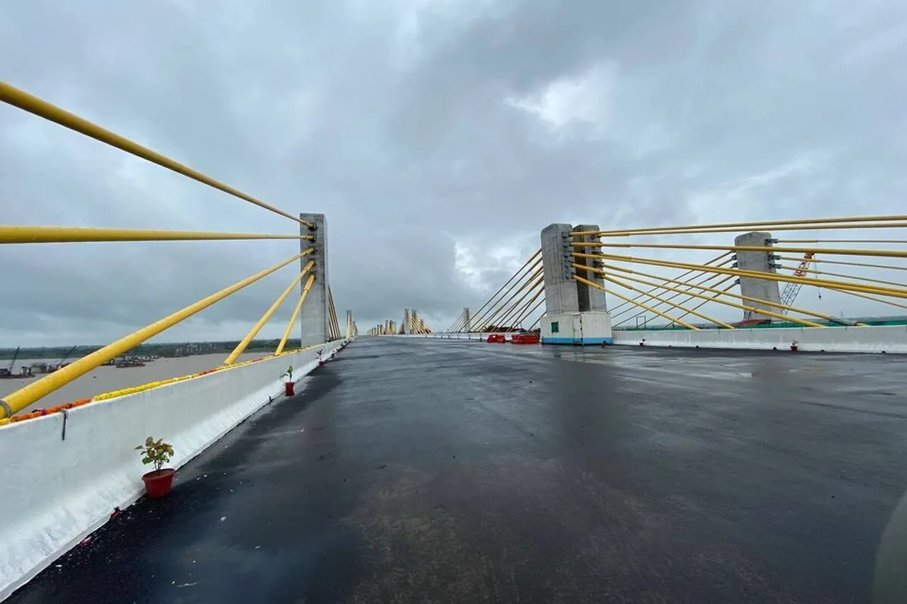 World longest Delhi-Mumbai Expressway to open in March 2023 Check key features
