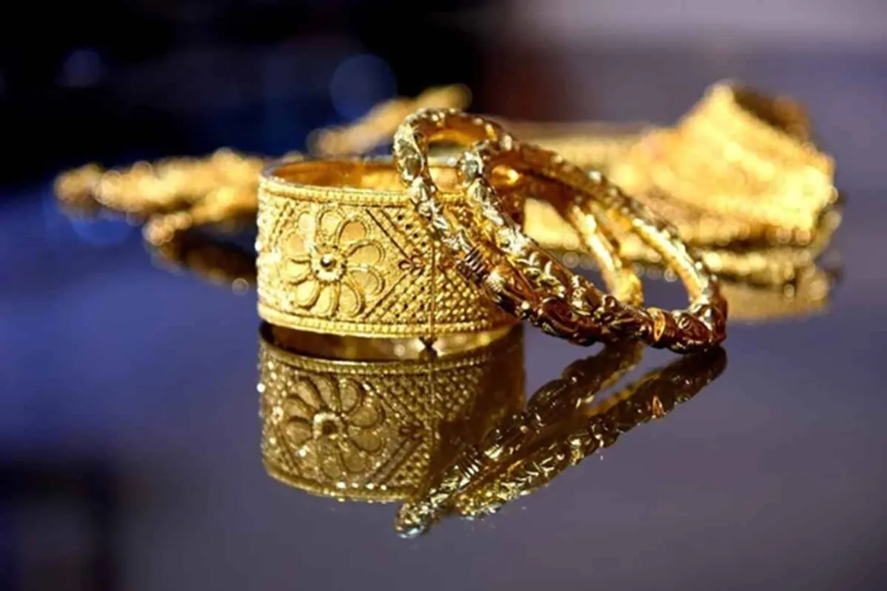 when should we invest in gold know here as its prices affected by corona vaccine