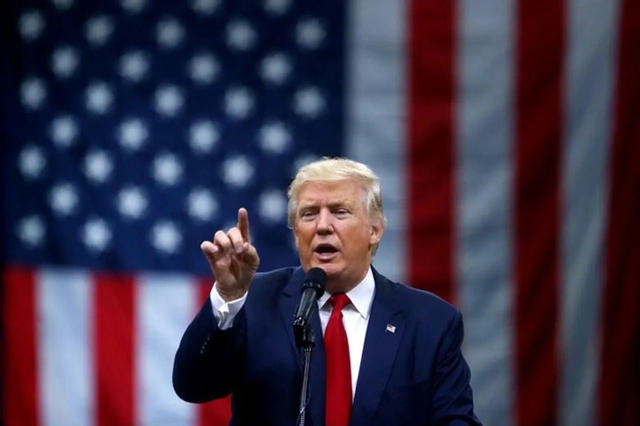 donald trump ban, facebook, twitter, instagram, youtube, donald trump youtube account suspend, donald trump facebook account suspend, donald trump instagram account suspend, donald trump twitter account suspend, फेसबुक यूट्यूब खाता सस्पेंड, ट्रंप यूट्यूब, डोनाल्ड ट्रंप यूट्यूब, फेसबुक, इंस्टाग्राम, ट्विटर, यूट्यूब 