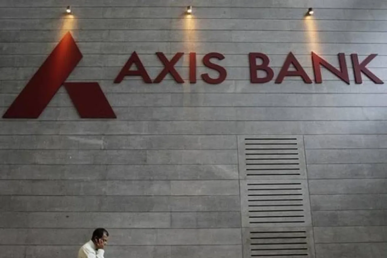 Axis Bank का खास सेविंग्स अकाउंट, कोविड के इलाज के लिए मिलेगा 20000 रु का इंश्योरेंस कवर, कैशबैक भी मौजूद