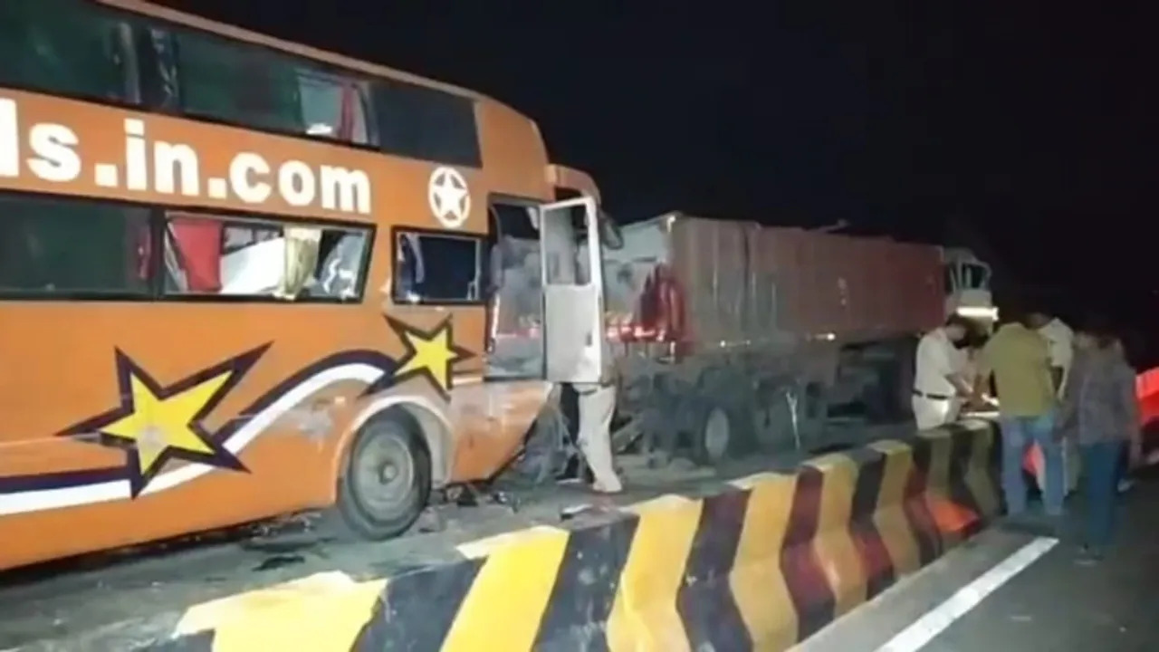 15 Dead, 35 injured, horrific road accident, Madhya Pradesh,