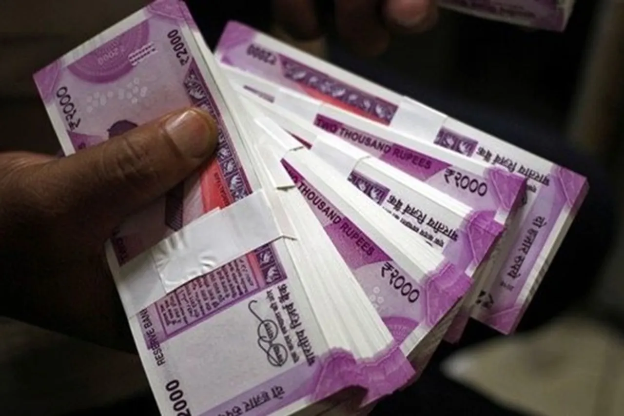 Good News! SBI समेत इन 3 बैंकों में कर्ज हुआ सस्ता; घट जाएगी आपके Home Loan, Auto Loan की EMI