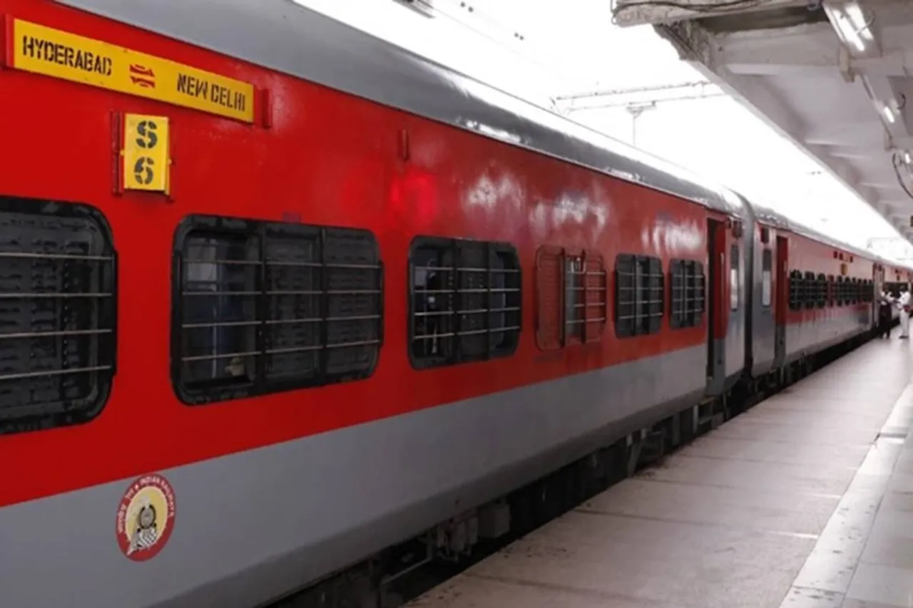 ministry of railway clarified on No more waiting list in trains from 2024 waitlisted ticket will be continued