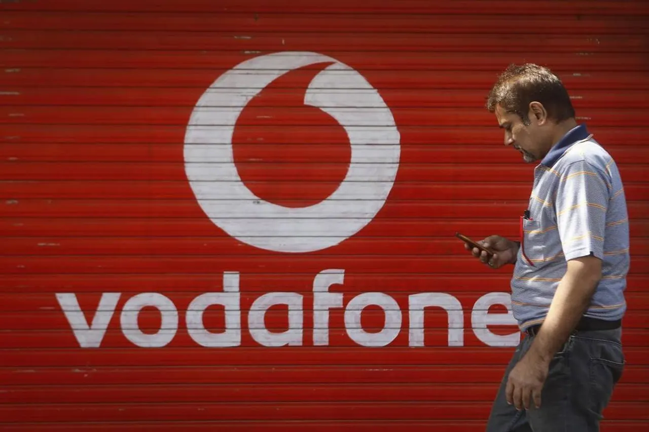 oaktree vodafone, oaktree, oaktree capital, voadone idea latest news