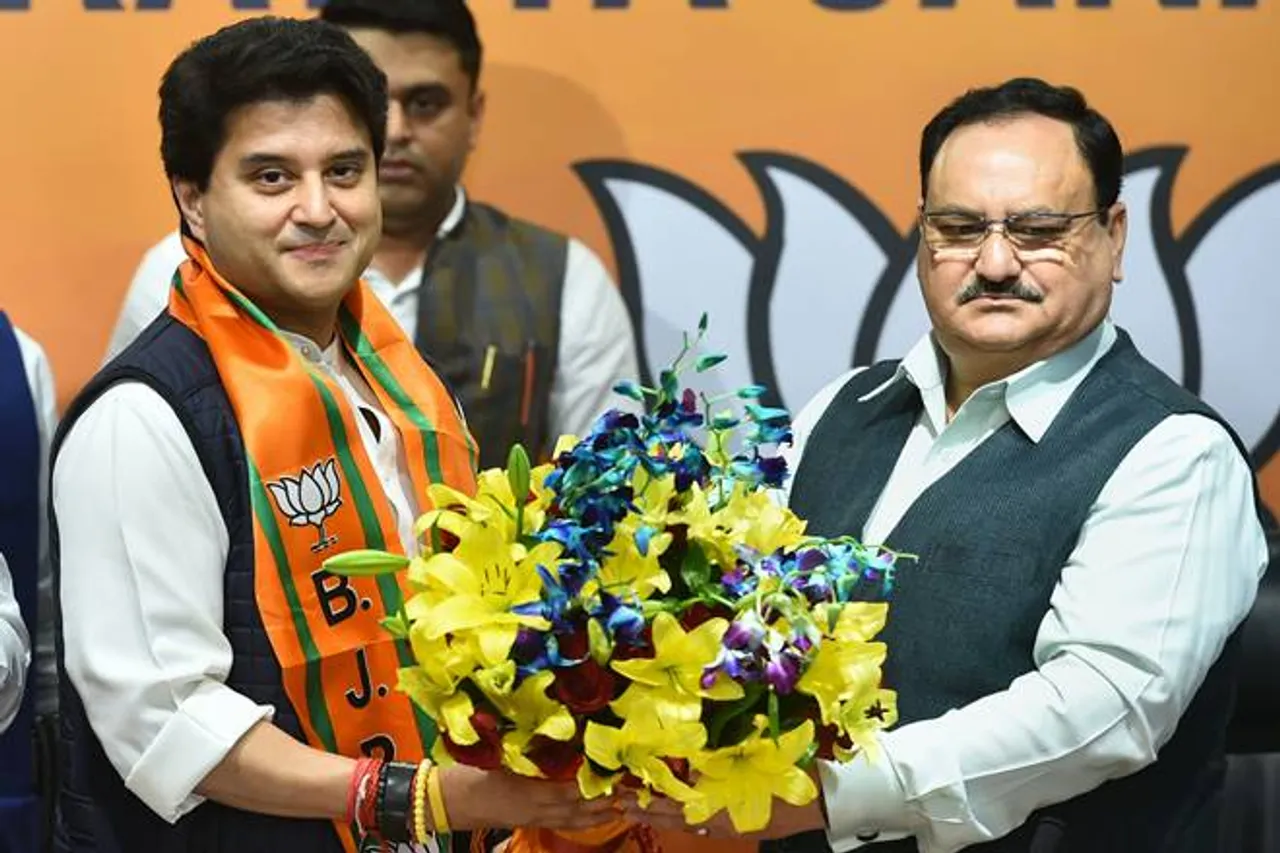 jyotiraditya scindia joins BJP in presence on JP Nadda
